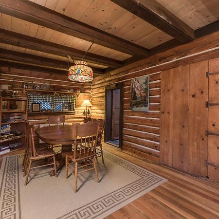 The Davies Family Inn - Adults Only Пласервилл Номер фото